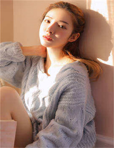 《欧美搔妇久久久久久岬奈奈美》