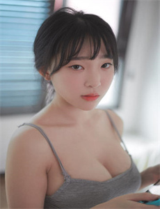 《变态交换娇妻给黑人》