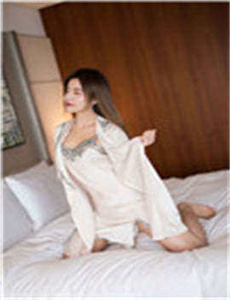 《xxxx68日本老师hd》