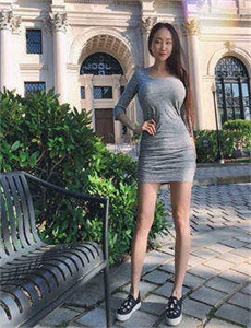 《一女多男肉文》