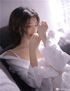 午夜小福利/黑皮辣妹好兄弟